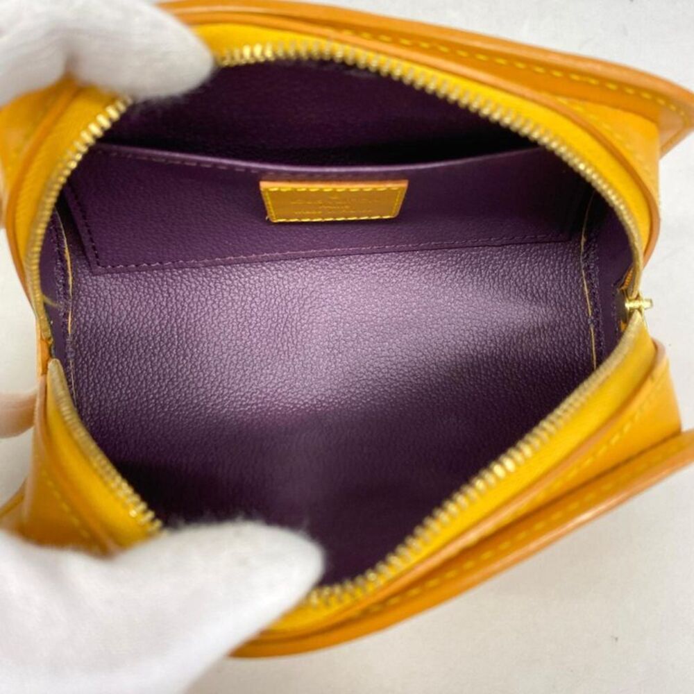 Louis Vuitton Dauphine Yellow Leather Clutch Bag (Pre-Owned) - Picture 5 of 10